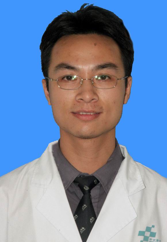 李健伟