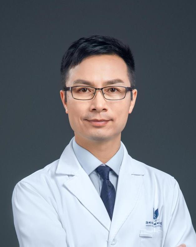 李健伟