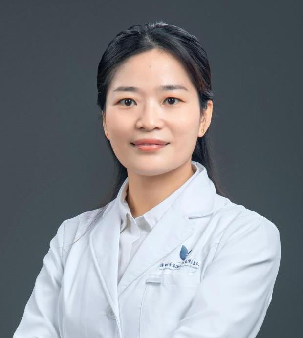 李爽