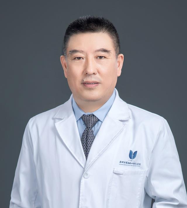 黄炳春