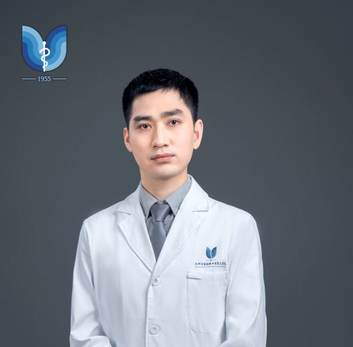 杨丽硕